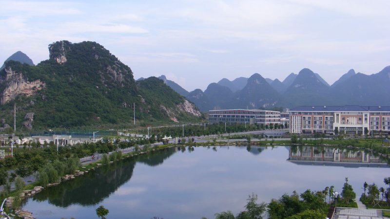 深圳PCB电路板打样：价格背后揭秘