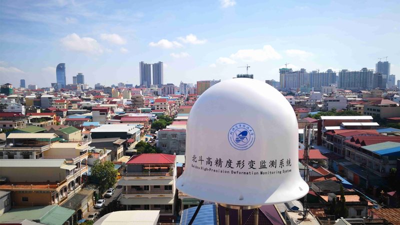 PCB打样价格受到多种因素的影响，主要包括以下几个方面：